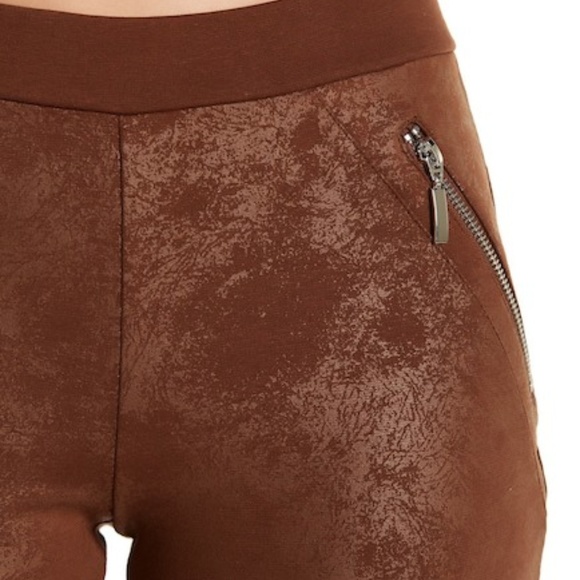 Romeo & Juliet Couture Pants - New!Romeo & Juliet Couture Zip Pocket Skinny Pants